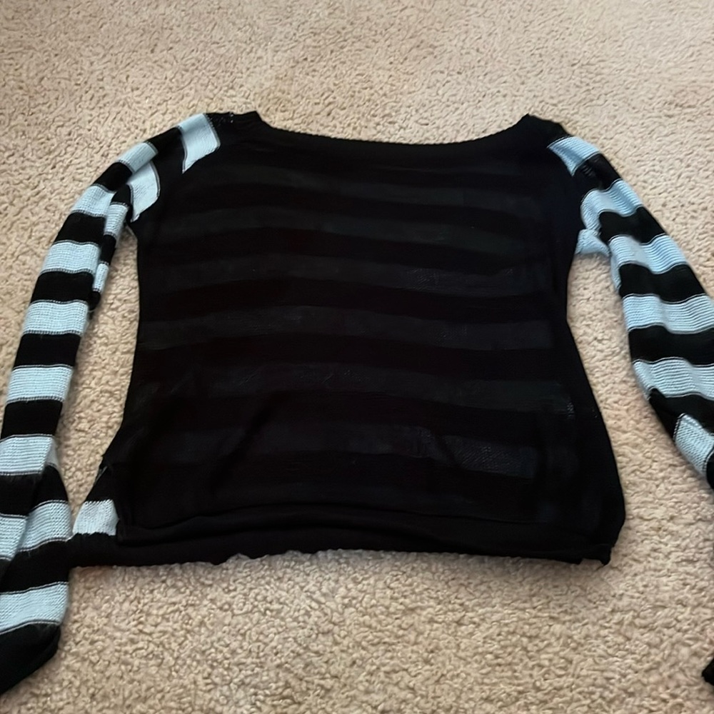 Emo mesh sweater